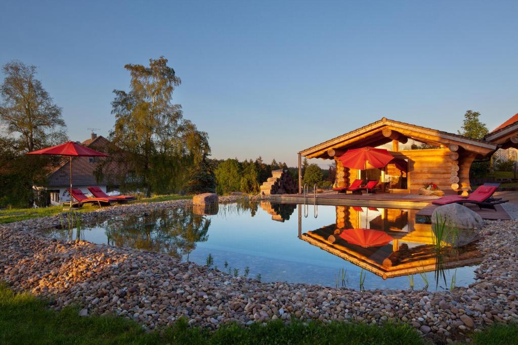 Hotel Konradshof Seewald Buitenkant foto